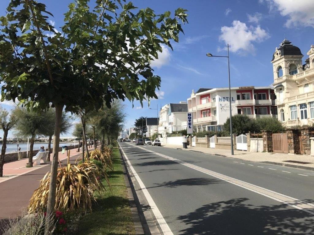 Royan - Studio Lumineux Au Calme - 30M De La Plage - Quartier Du Parc Εξωτερικό φωτογραφία