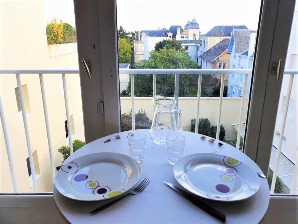 Royan - Studio Lumineux Au Calme - 30M De La Plage - Quartier Du Parc Εξωτερικό φωτογραφία